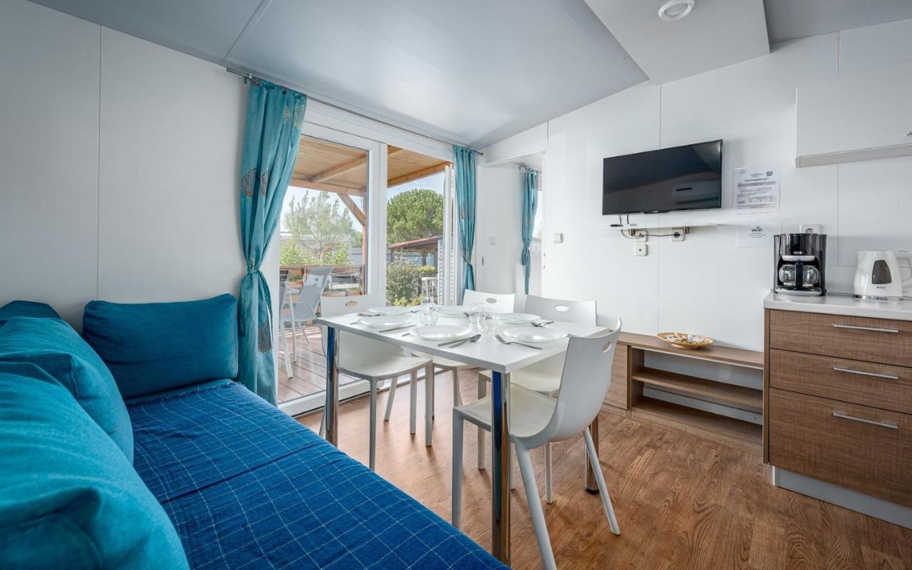 Panorama Mobile Homes In Camping Park Umag Phòng bức ảnh