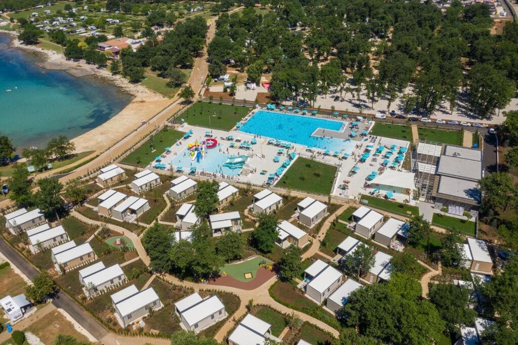 Panorama Mobile Homes In Camping Park Umag Ngoại thất bức ảnh
