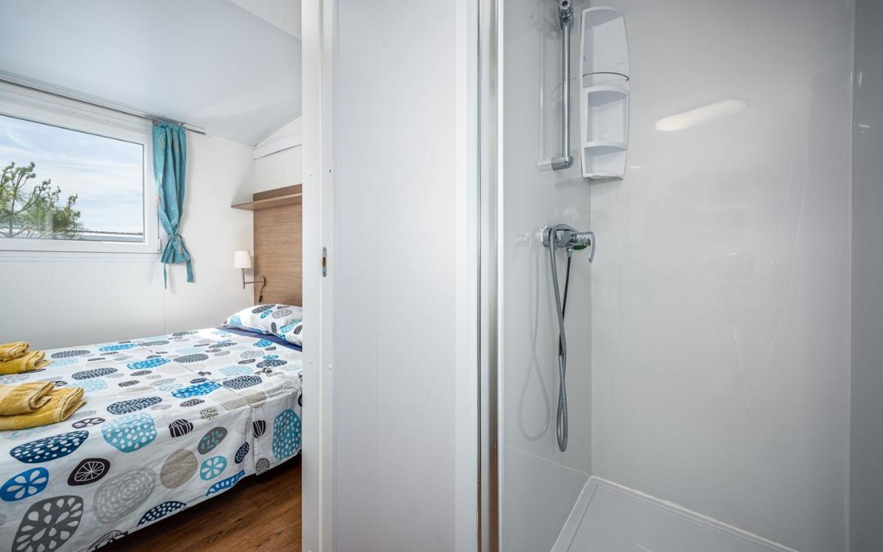 Panorama Mobile Homes In Camping Park Umag Phòng bức ảnh