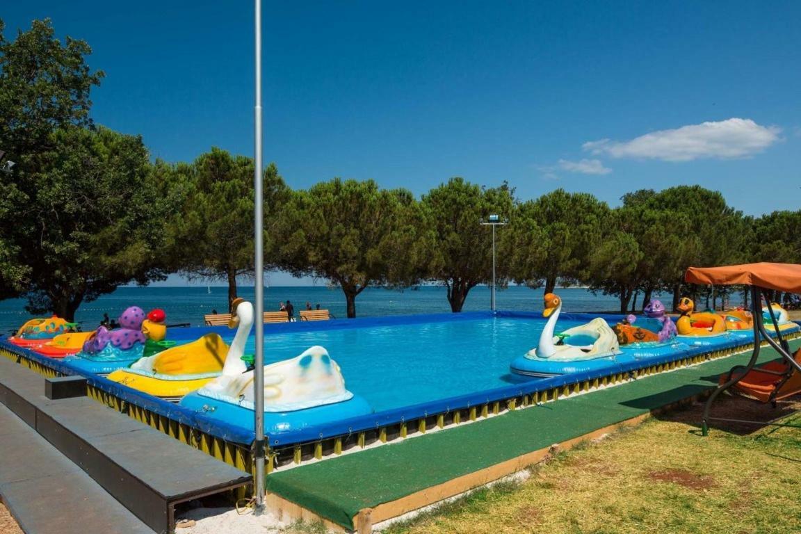 Panorama Mobile Homes In Camping Park Umag Ngoại thất bức ảnh