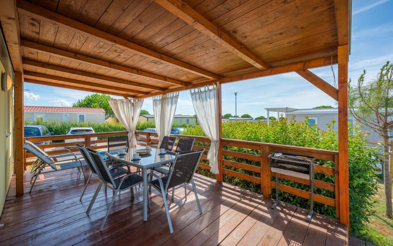 Panorama Mobile Homes In Camping Park Umag Ngoại thất bức ảnh